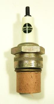 Preview: Zündkerze ISOLATOR 18/145 - Gewinde 18mm - Wärmewert 145